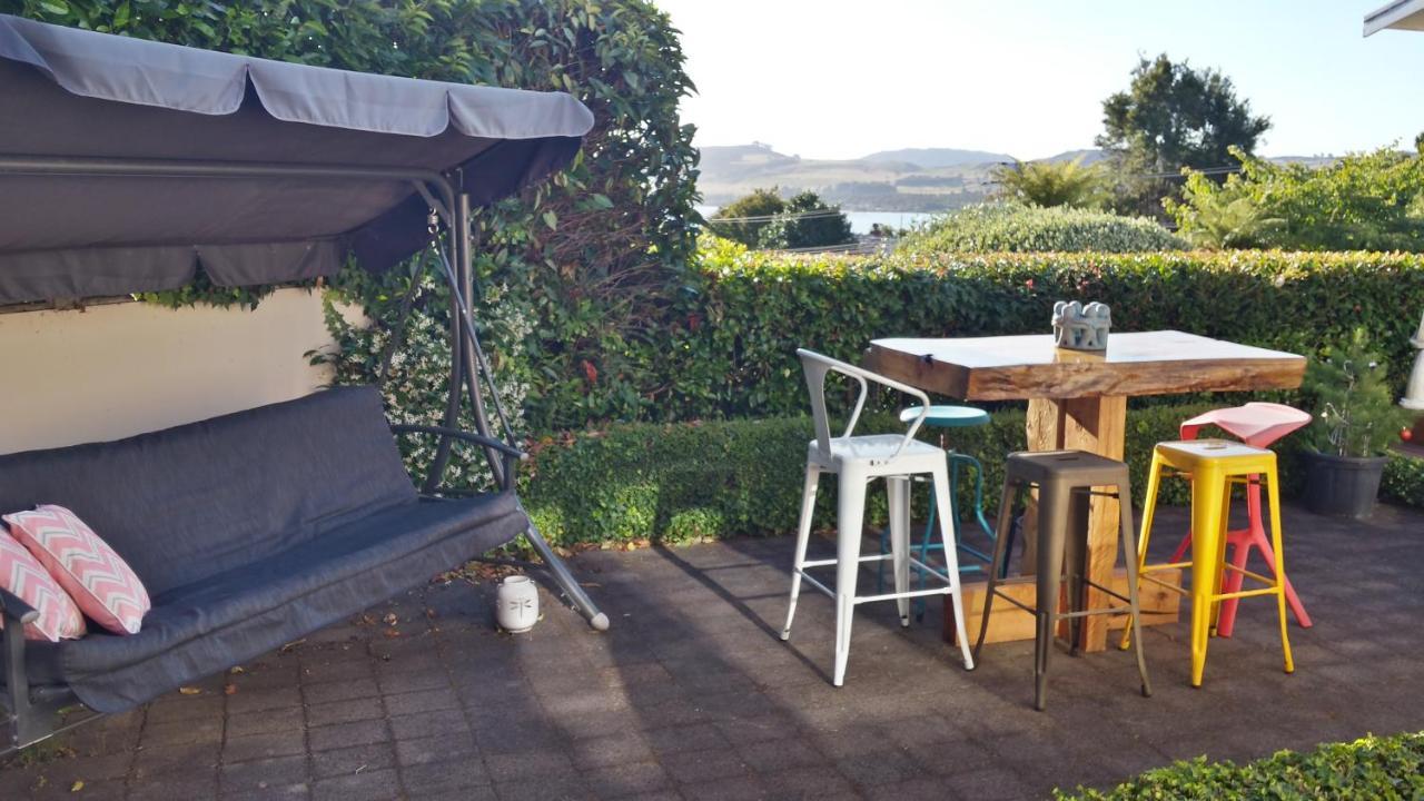 Charlies@Hilltop Deluxe Retreat Bed & Breakfast Taupo Ngoại thất bức ảnh